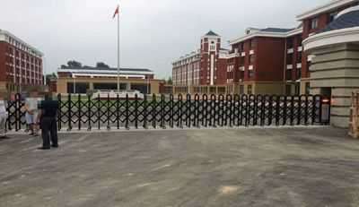 熱烈慶賀濮陽泰和中學(xué)采用華捷盛智能伸縮門