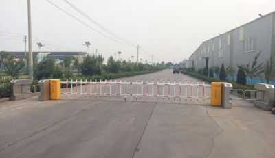 專業(yè)的服務(wù)態(tài)度使永勝玻璃烤花公司選擇華捷盛產(chǎn)品