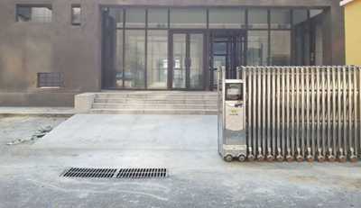 熱烈慶賀港區(qū)社區(qū)幼兒園采用華捷盛智能電動門