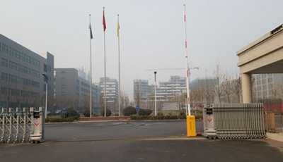 熱烈慶賀路暢科技采用華捷盛智能伸縮門
