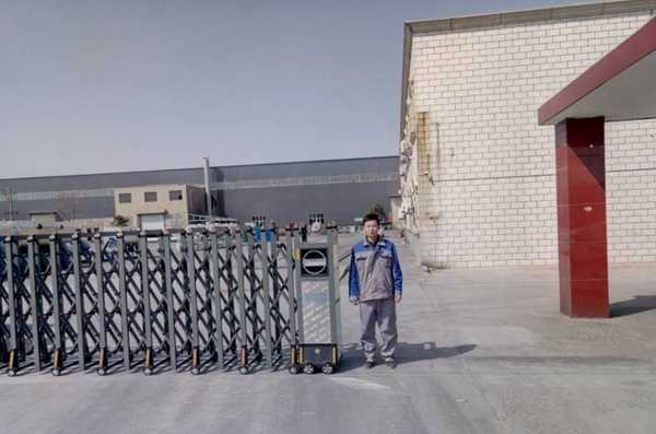 慶賀鄭州寶翔石墨采用華捷盛智能電動伸縮門