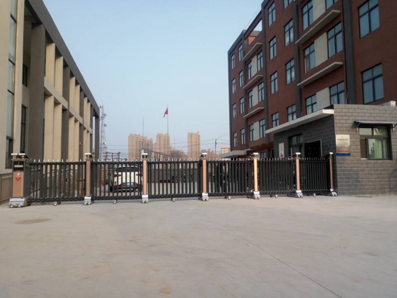 上街區(qū)孟津路基督教堂采用華捷盛電動(dòng)伸縮門