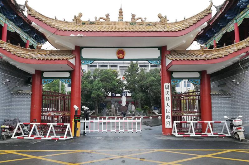華捷盛電動伸縮門應用于尉氏縣人民政府1