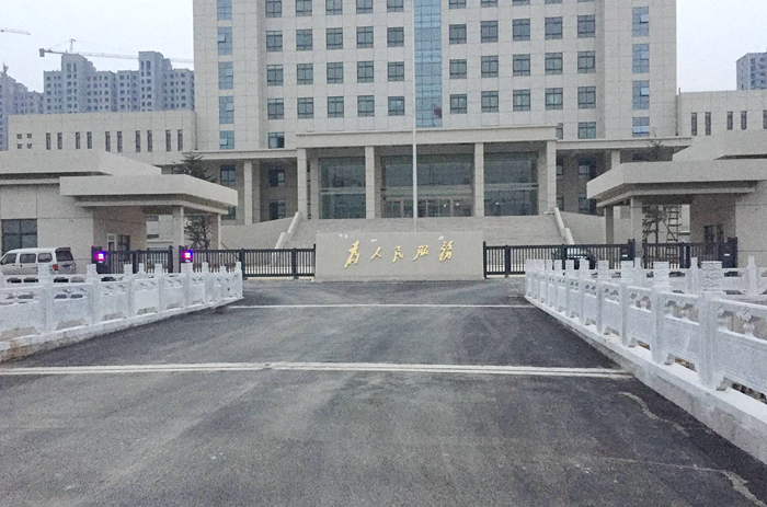 安陽武警部隊采用華捷盛電動平移門